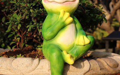 庭院卡通彩繪玻璃鋼青蛙雕塑