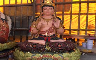 景區玻璃鋼大型景觀彩繪三圣佛雕塑