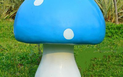 公園玻璃鋼藍色卡通蘑菇雕塑