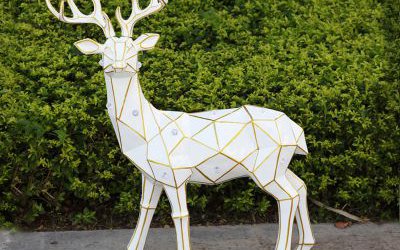 景區(qū)玻璃鋼幾何照明梅花鹿雕塑