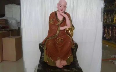 玻璃鋼彩繪寺廟拖著下巴的十八羅漢雕塑