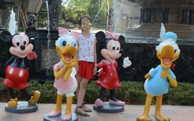 景區(qū)裝飾玻璃鋼卡通動物雕塑