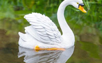 池塘庭院別墅水池仿真動物玻璃鋼天鵝雕塑