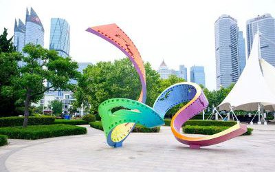 廣場玻璃鋼彩繪抽象藝術膠卷雕塑