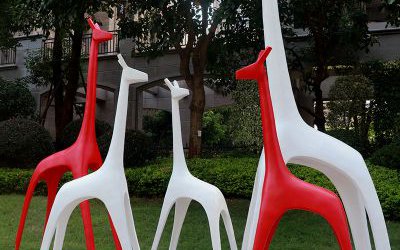 公園廣場玻璃鋼抽象長頸鹿雕塑