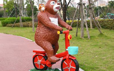 游樂場(chǎng)玻璃鋼卡通熊出沒熊大雕塑
