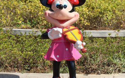 景區迪士尼美陳擺件玻璃鋼卡通米妮雕塑