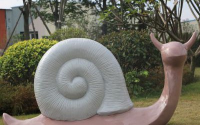 公園草坪玻璃鋼創意蝸牛雕塑