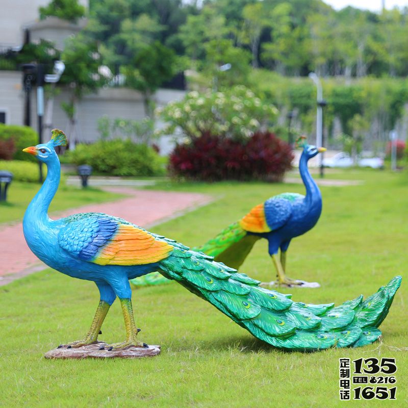 戶外草坪玻璃鋼彩繪仿真孔雀雕塑 戶外草坪玻璃鋼彩繪仿真孔雀雕塑